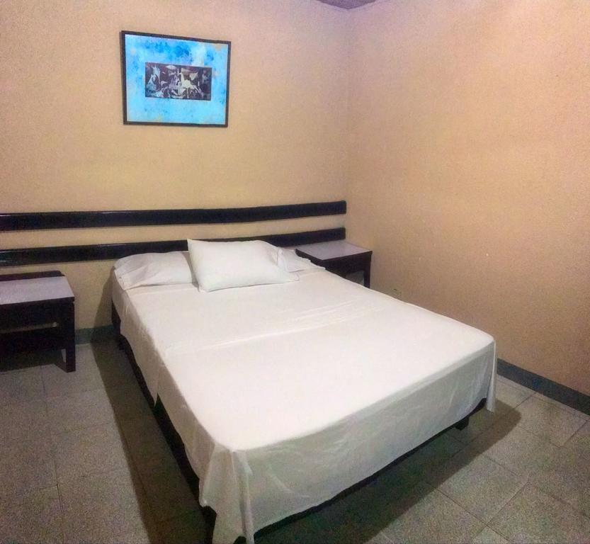 Hotel Toledo Cartagena ภายนอก รูปภาพ