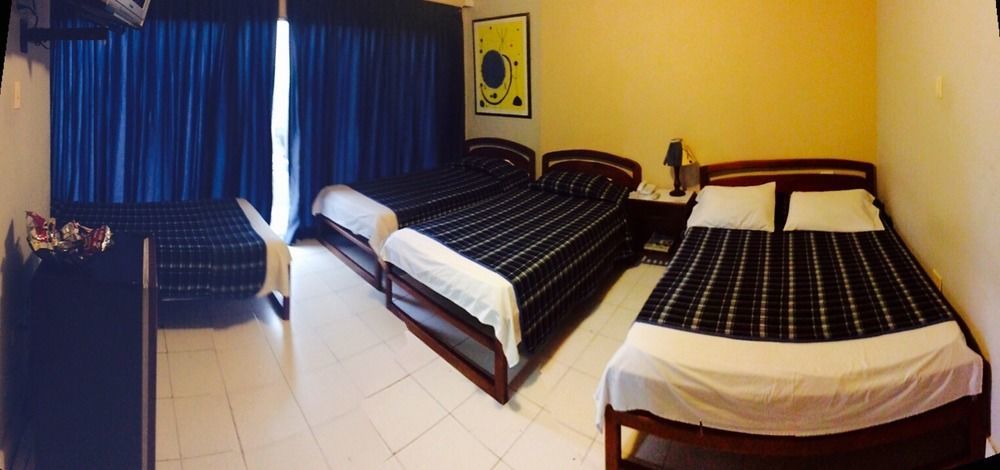 Hotel Toledo Cartagena ภายนอก รูปภาพ